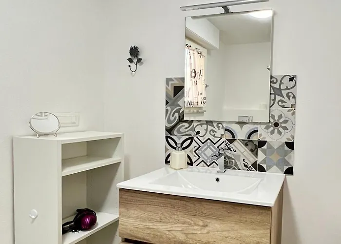 Apartment La - Puzzle House