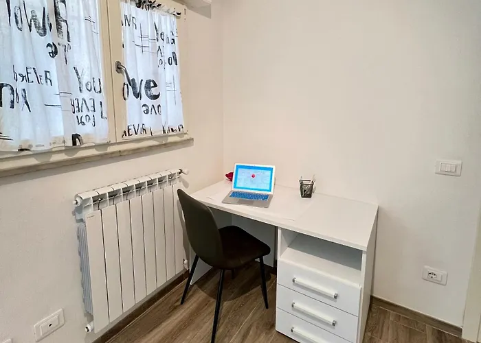 La - Puzzle House Viareggio