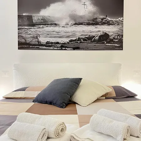 Apartman La - Puzzle House Viareggio