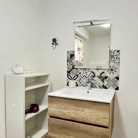 Apartman La - Puzzle House